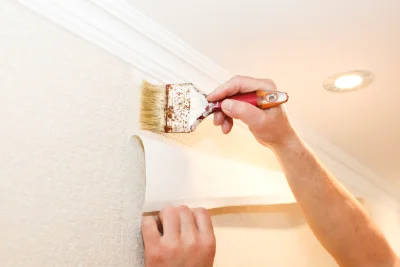 Pose de papier peint à Palantine — revêtements muraux et toiles de verre